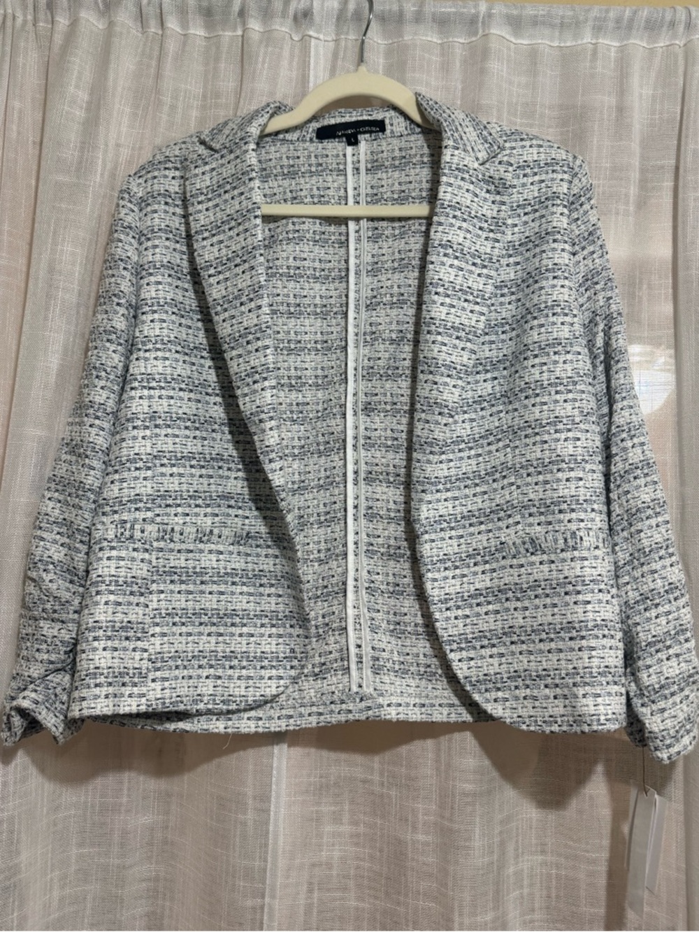 Amanda & Chelsea Blue/White Textured Open-Front Blazer
